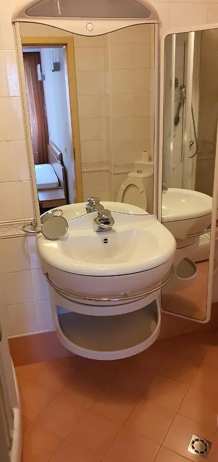 דירות סופיה Top Center